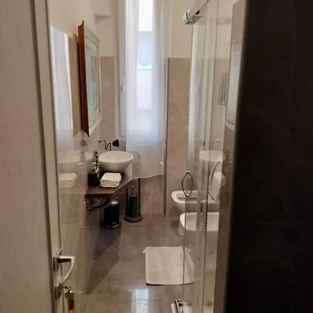 Luxury Πανσιόν